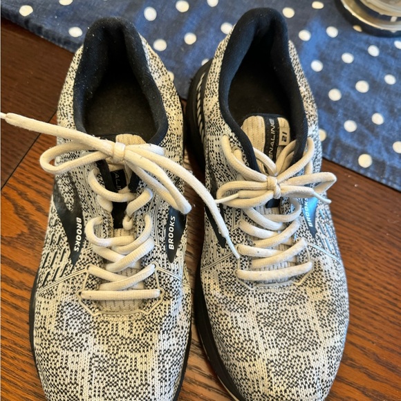 Brooks Adrenaline 21 - Picture 5 of 12